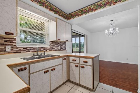 House in Ocala, Florida 3 bedrooms, 113.71 sq.m. № 2167000 - photo 17