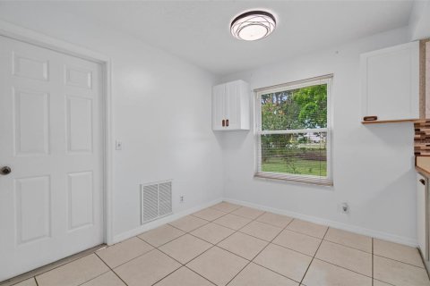 House in Ocala, Florida 3 bedrooms, 113.71 sq.m. № 2167000 - photo 19