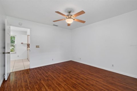 House in Ocala, Florida 3 bedrooms, 113.71 sq.m. № 2167000 - photo 25