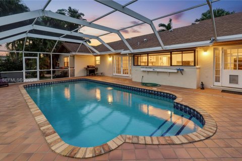 House in Homestead, Florida 4 bedrooms, 208.1 sq.m. № 1983475 - photo 11