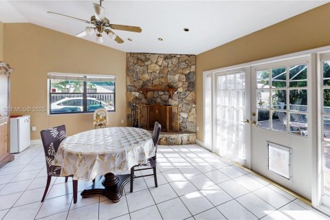 House in Homestead, Florida 4 bedrooms, 208.1 sq.m. № 1983475 - photo 19