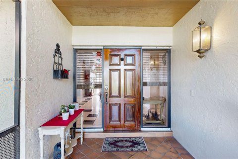 House in Homestead, Florida 4 bedrooms, 208.1 sq.m. № 1983475 - photo 13