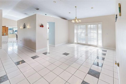 House in Homestead, Florida 4 bedrooms, 208.1 sq.m. № 1983475 - photo 30