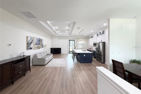 Villa ou maison à vendre à Port Charlotte, Floride: 3 chambres, 226.77 m2 № 2399445 - photo 3