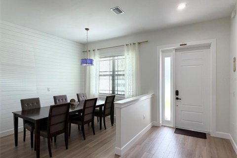 Villa ou maison à vendre à Port Charlotte, Floride: 3 chambres, 226.77 m2 № 2399445 - photo 19