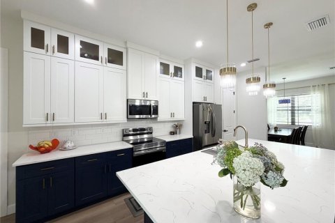 Villa ou maison à vendre à Port Charlotte, Floride: 3 chambres, 226.77 m2 № 2399445 - photo 12