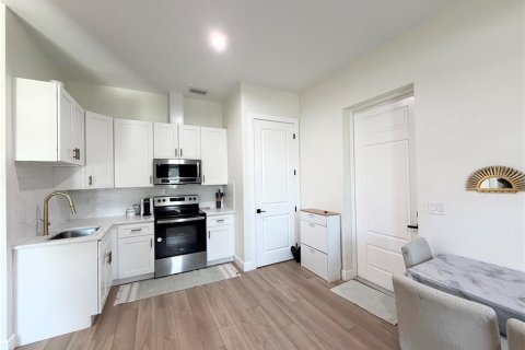 Villa ou maison à vendre à Port Charlotte, Floride: 3 chambres, 226.77 m2 № 2399445 - photo 29