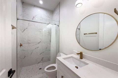 Villa ou maison à vendre à Port Charlotte, Floride: 3 chambres, 226.77 m2 № 2399445 - photo 27