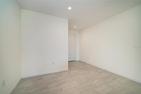 Townhouse in Bradenton, Florida 3 bedrooms, 167.22 sq.m. № 2211105 - photo 10