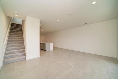 Townhouse in Bradenton, Florida 3 bedrooms, 167.22 sq.m. № 2211105 - photo 24