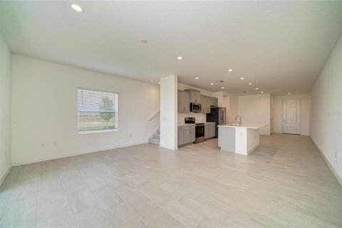 Townhouse in Bradenton, Florida 3 bedrooms, 167.22 sq.m. № 2211105 - photo 25