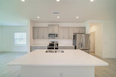 Townhouse in Bradenton, Florida 3 bedrooms, 167.22 sq.m. № 2211105 - photo 13