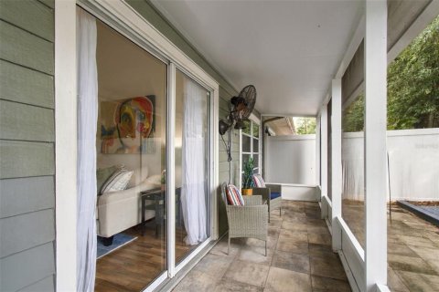 Townhouse in Palm Harbor, Florida 3 bedrooms, 148.18 sq.m. № 2419046 - photo 9