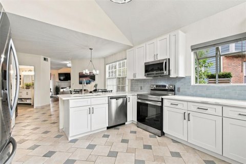 Townhouse in Palm Harbor, Florida 3 bedrooms, 148.18 sq.m. № 2419046 - photo 26