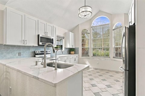 Townhouse in Palm Harbor, Florida 3 bedrooms, 148.18 sq.m. № 2419046 - photo 23