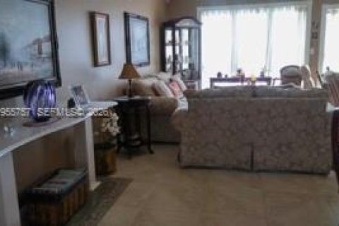 Condominio en venta en Miami, Florida, 2 dormitorios, 111.48 m2 № 2018017 - foto 6