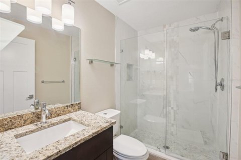 House in Tampa, Florida 3 bedrooms, 131.55 sq.m. № 1855817 - photo 14