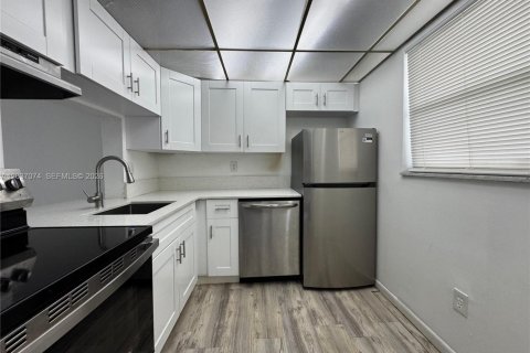 Appartement à louer à Lauderhill, Floride: 1 chambre, 68.28 m2 № 2087796 - photo 6
