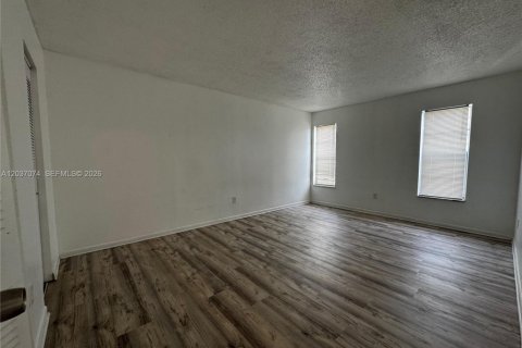 Appartement à louer à Lauderhill, Floride: 1 chambre, 68.28 m2 № 2087796 - photo 5