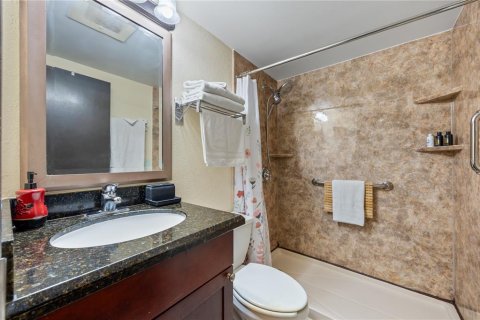 Condo in Ruskin, Florida, 3 rooms  № 2133388 - photo 11