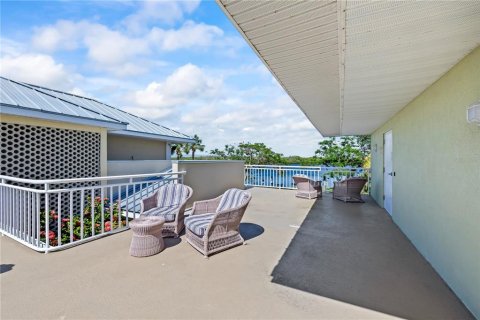 Condo in Ruskin, Florida, 3 rooms  № 2133388 - photo 26