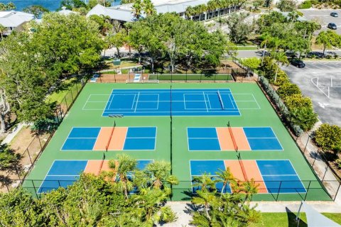 Condo in Ruskin, Florida, 3 rooms  № 2133388 - photo 23