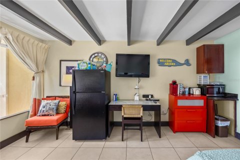 Condo in Ruskin, Florida, 3 rooms  № 2133388 - photo 8