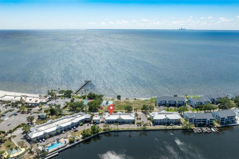 Condo in Ruskin, Florida, 3 rooms  № 2133388 - photo 19