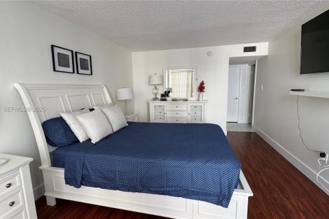 Copropriété à louer à Aventura, Floride: 2 chambres, 145.39 m2 № 1987820 - photo 24