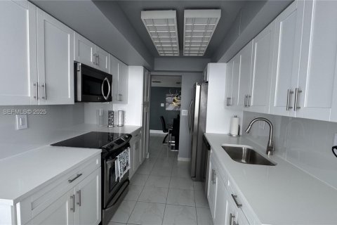 Copropriété à louer à Aventura, Floride: 2 chambres, 145.39 m2 № 1987820 - photo 5