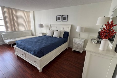 Copropriété à louer à Aventura, Floride: 2 chambres, 145.39 m2 № 1987820 - photo 25