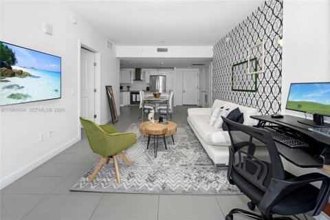 Снять в аренду кондоминиум в Майами, Флорида 2 спальни, 81.57м2, № 2045724 - фото 9