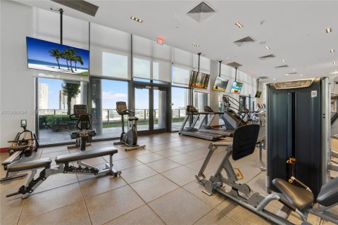 Снять в аренду кондоминиум в Майами, Флорида 2 спальни, 81.57м2, № 2045724 - фото 23