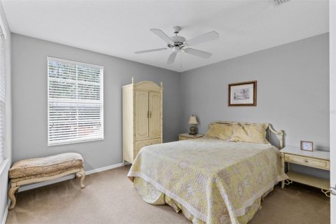 Townhouse in Oviedo, Florida 3 bedrooms, 139.54 sq.m. № 2208030 - photo 15