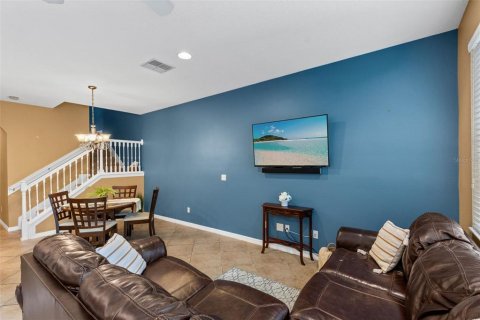 Townhouse in Oviedo, Florida 3 bedrooms, 139.54 sq.m. № 2208030 - photo 9