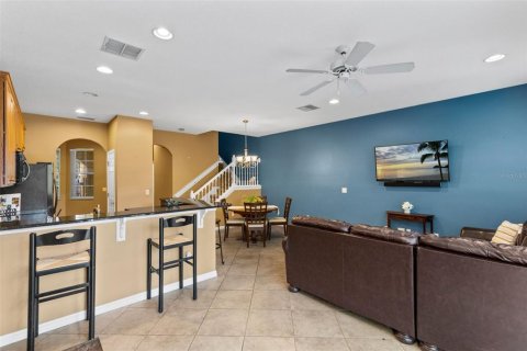 Townhouse in Oviedo, Florida 3 bedrooms, 139.54 sq.m. № 2208030 - photo 8