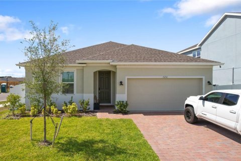 House in Groveland, Florida 4 bedrooms, 166.48 sq.m. № 1866414 - photo 1