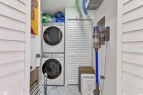 Condominio en alquiler en Sarasota, Florida, 2 dormitorios, 104.52 m2 № 1442039 - foto 22