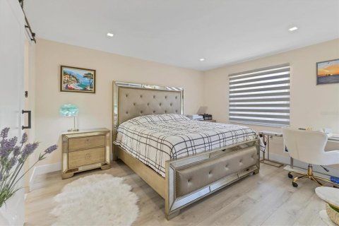 Condominio en alquiler en Sarasota, Florida, 2 dormitorios, 104.52 m2 № 1442039 - foto 15