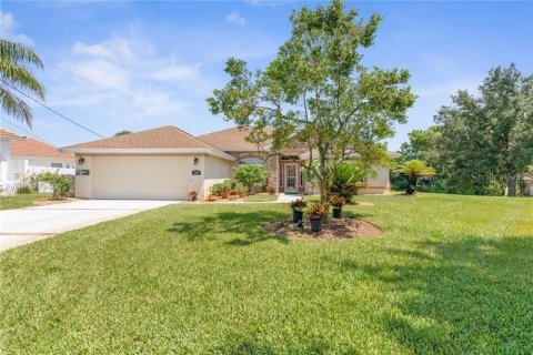 Casa en venta en Palm Coast, Florida, 3 dormitorios, 168.71 m2 № 2111662 - foto 2