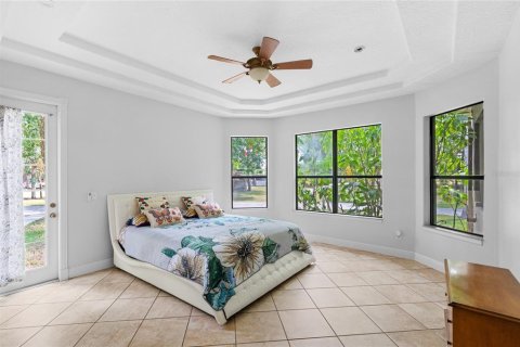 House in Orlando, Florida 3 bedrooms, 178.93 sq.m. № 1684479 - photo 19