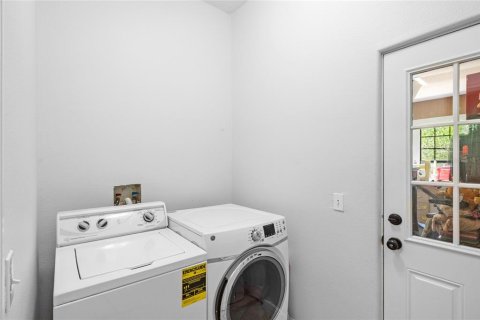House in Orlando, Florida 3 bedrooms, 178.93 sq.m. № 1684479 - photo 27