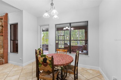 House in Orlando, Florida 3 bedrooms, 178.93 sq.m. № 1684479 - photo 17
