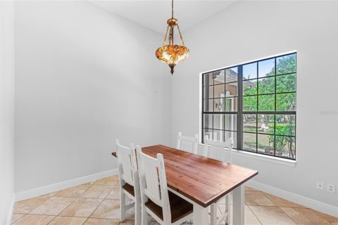 House in Orlando, Florida 3 bedrooms, 178.93 sq.m. № 1684479 - photo 12