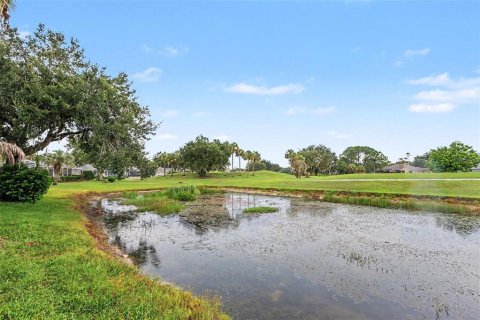 Casa en venta en Valrico, Florida, 3 dormitorios, 183.76 m2 № 2137048 - foto 4