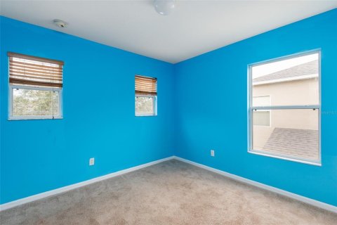 House in Gibsonton, Florida 4 bedrooms, 174.01 sq.m. № 2395898 - photo 17