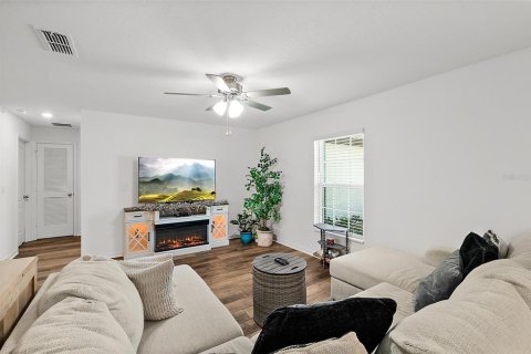 House in Palm Coast, Florida 3 bedrooms, 135.92 sq.m. № 1871247 - photo 4