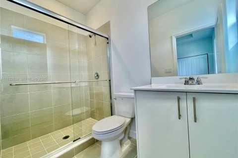 Снять в аренду таунхаус в Флорида-Сити, Флорида 3 спальни, № 1976544 - фото 8