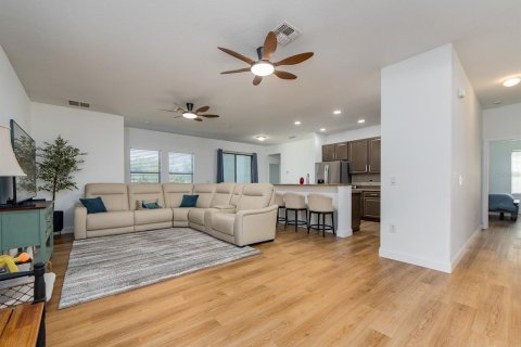 Villa ou maison à vendre à Palmetto, Floride: 4 chambres, 224.45 m2 № 2416252 - photo 11