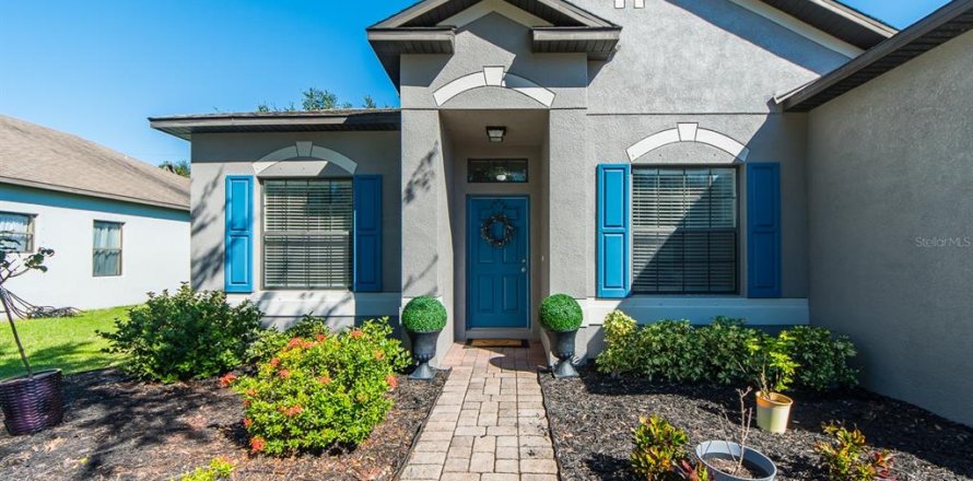 Villa ou maison à Palmetto, Floride 4 chambres, 224.45 m2 № 2416252